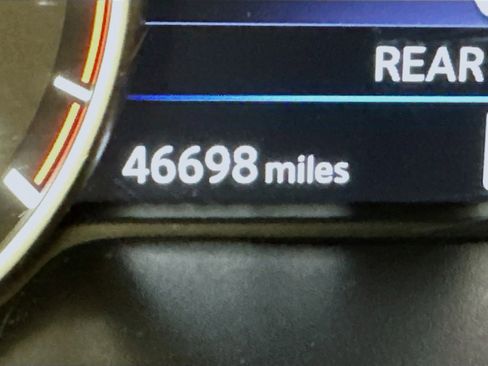 Used 2023 Nissan Murano SV w/ SV Midnight Edition Package image 18