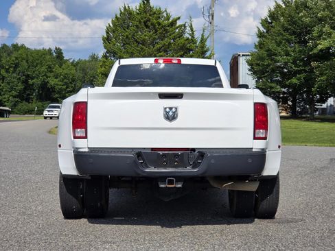 Used 2018 RAM 3500 Tradesman w/ Popular Equipment Group RWD image 8