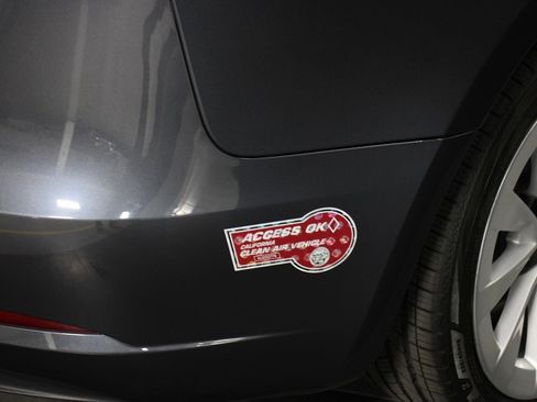 Used 2023 Tesla Model 3 Long Range image 13