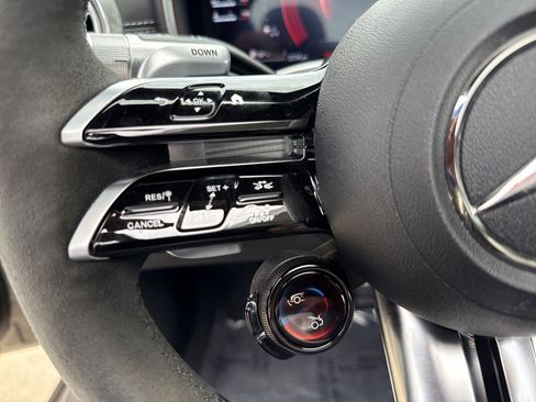 Certified 2023 Mercedes-Benz SL 63 AMG 4MATIC image 46