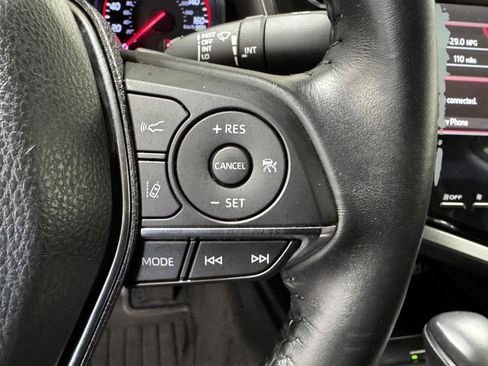 Used 2020 Toyota Camry XSE image 25