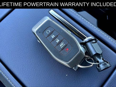 Certified 2026 INFINITI QX80 4WD w/ Sport Exterior Package image 13