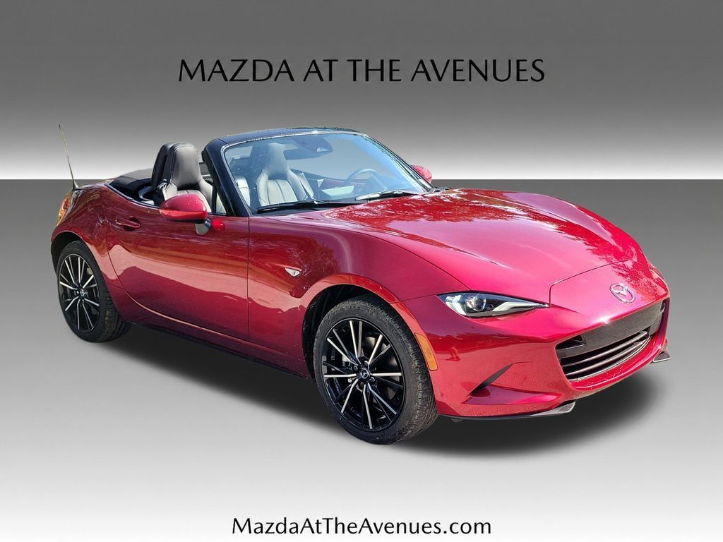 New 2026 MAZDA MX-5 Miata Grand Touring RWD image 3