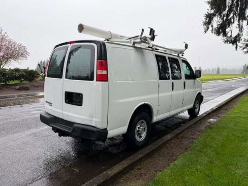 Used 2013 Chevrolet Express 2500 image 5
