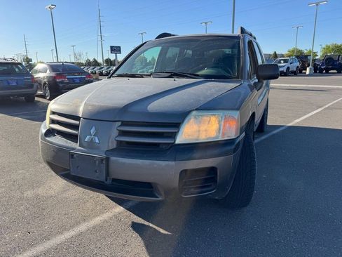 Used 2004 Mitsubishi Endeavor LS AWD/4WD image 2