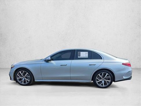 Used 2025 Mercedes-Benz E 450 4MATIC Sedan image 8