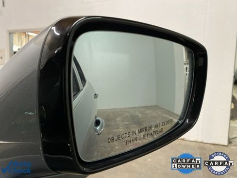 Used 2024 Buick Enclave Premium image 85