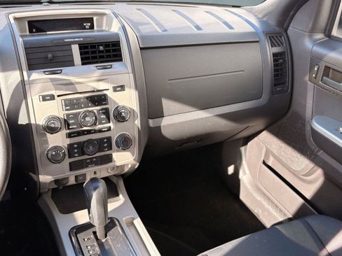 Used 2012 Ford Escape XLT image 23