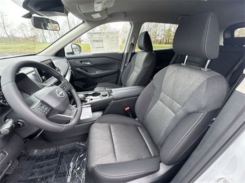 New 2026 Nissan Rogue SV image 11