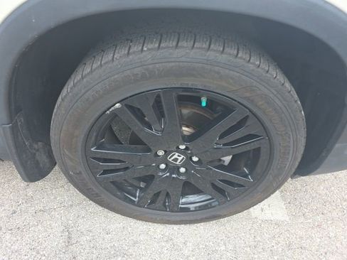 Used 2019 Honda Passport Sport image 2