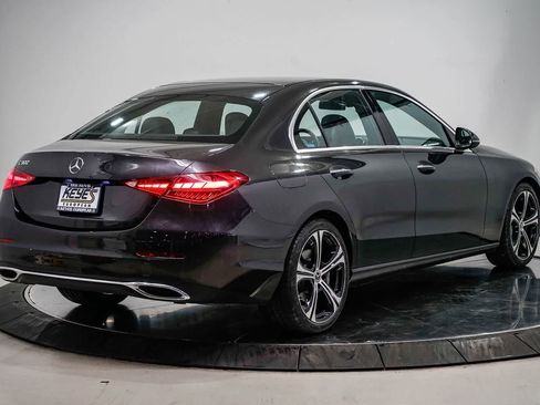 Used 2023 Mercedes-Benz C 300 Sedan image 4