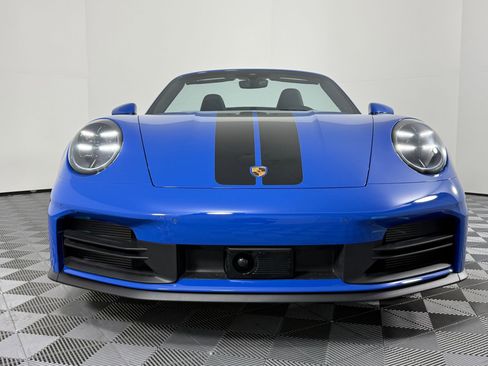 Certified 2025 Porsche 911 Carrera image 6