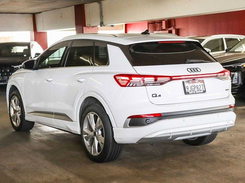 Used 2023 Audi Q4 e-tron Premium AWD/4WD image 2