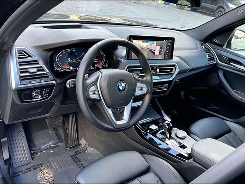 Used 2024 BMW X3 xDrive30i w/ Premium Package image 17