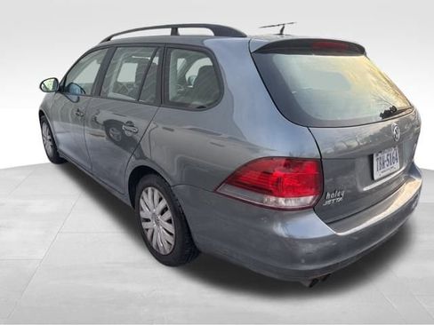 Used 2013 Volkswagen Jetta S image 2