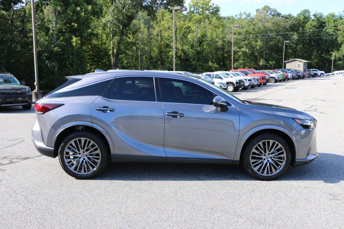 Used 2023 Lexus RX 350 FWD w/ Accessory Package image 9