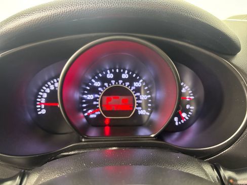 Used 2017 Kia Soul + FWD image 28