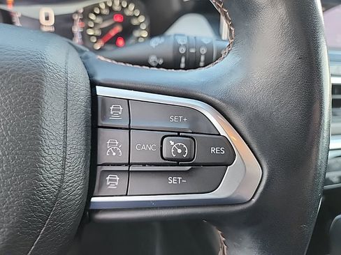 Used 2022 Jeep Compass Limited AWD/4WD image 13