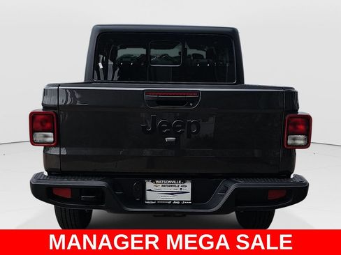 New 2026 Jeep Gladiator Sport AWD/4WD image 4