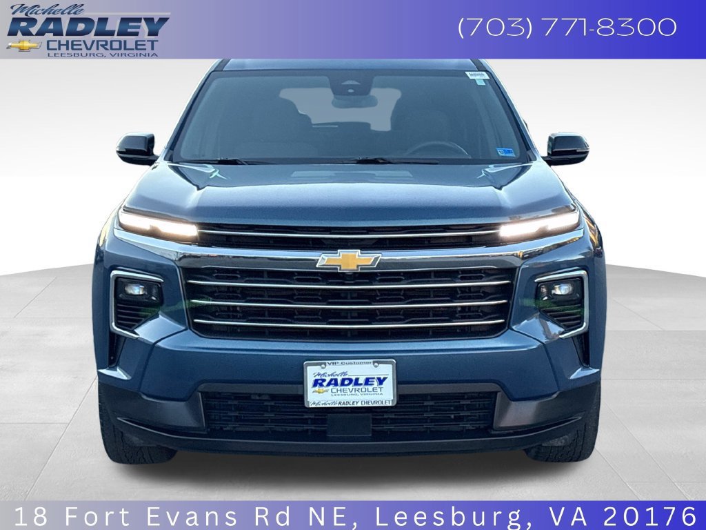 Used 2025 Chevrolet Traverse LT w/ Sun and Wheel Package AWD/4WD image 9