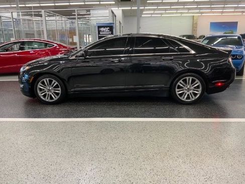 Used 2014 Lincoln MKZ AWD w/ Equipment Group 102A Reserve image 9