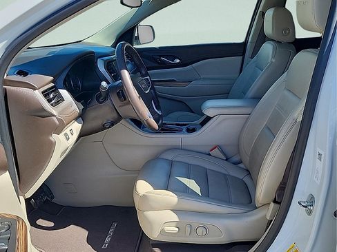 Used 2019 GMC Acadia Denali w/ Technology Package AWD/4WD image 14