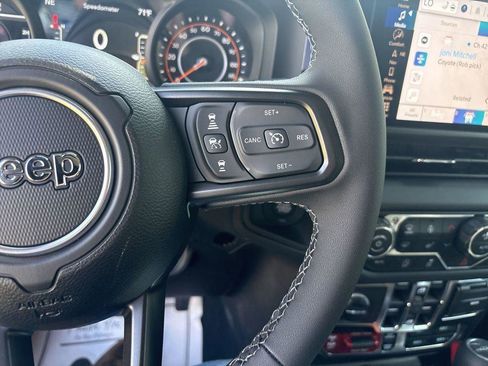 New 2026 Jeep Gladiator Rubicon AWD/4WD image 17
