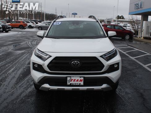 Used 2024 Toyota RAV4 Adventure image 9