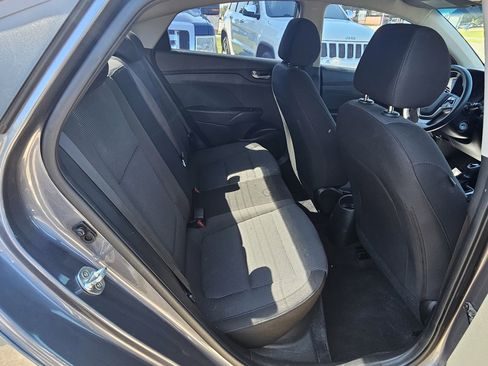 Used 2019 Hyundai Accent SE image 13
