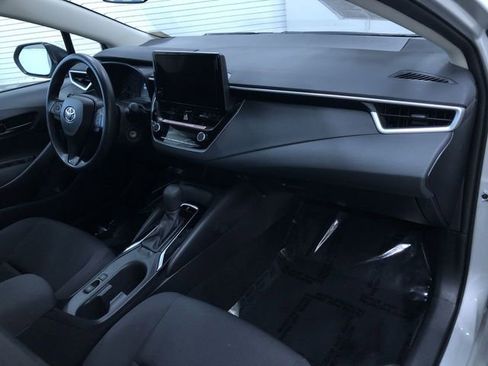 Certified 2025 Toyota Corolla LE image 23