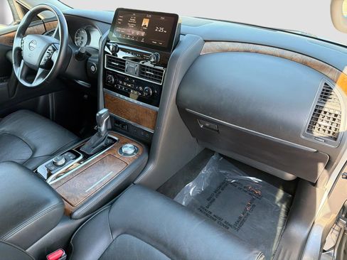 Used 2023 Nissan Armada SL w/ Captain's Chairs Package image 13