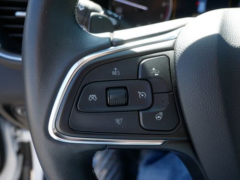 Used 2023 Buick Envision Essence AWD/4WD image 26
