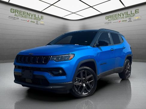 Used 2026 Jeep Compass Limited AWD/4WD image 1