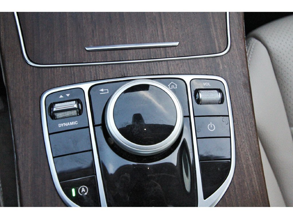 Used 2019 Mercedes-Benz C 300 4MATIC Sedan image 32