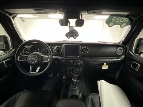 Used 2023 Jeep Wrangler Unlimited Rubicon 4xe w/ Steel Bumper Group image 20