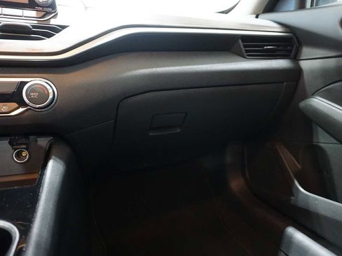 Used 2024 Nissan Altima 2.5 SV image 18