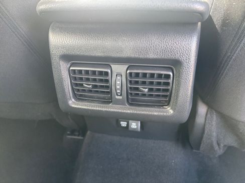 Used 2025 Toyota Camry LE image 22