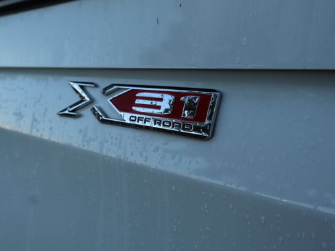 Used 2019 GMC Sierra 1500 SLT w/ SLT Premium Plus Package AWD/4WD image 42
