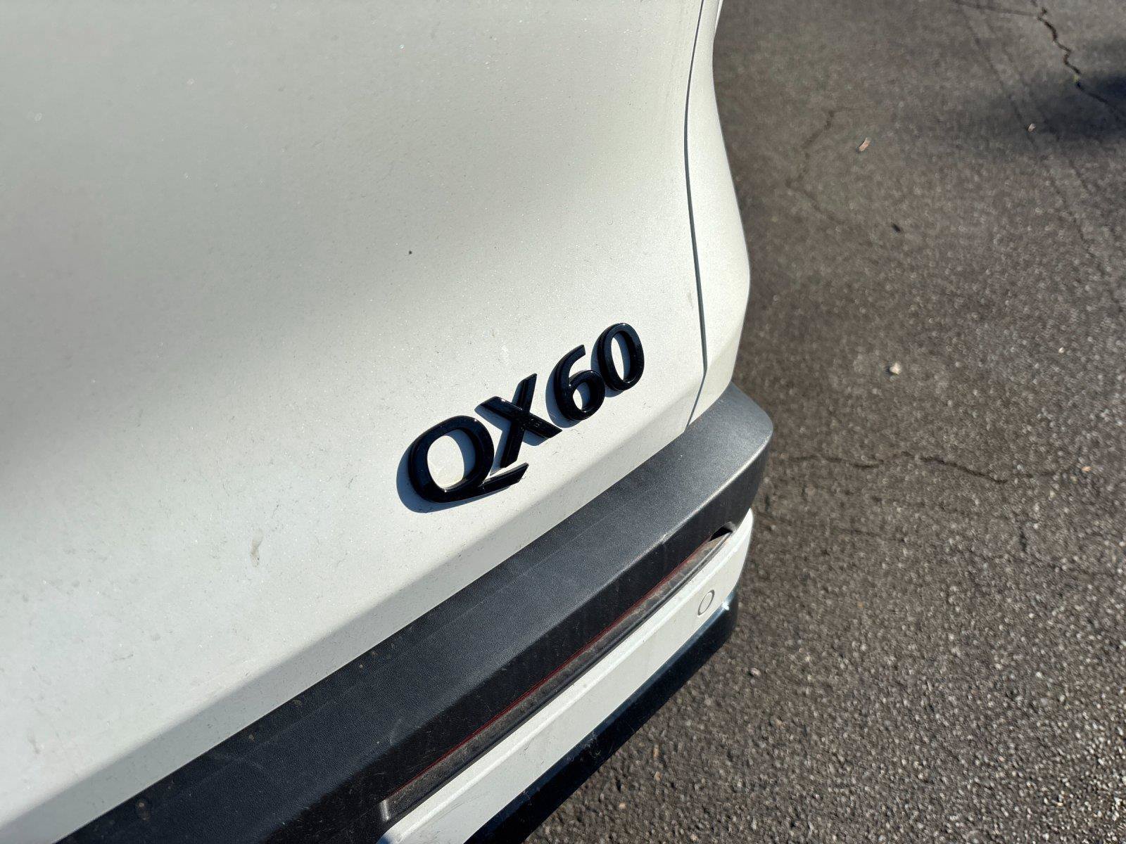 Used 2025 INFINITI QX60 Luxe w/ Black Edition AWD/4WD image 11