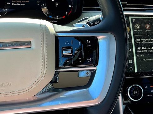 Used 2023 Land Rover Range Rover SE AWD/4WD image 12