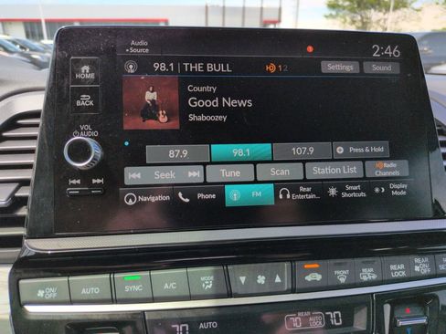 Used 2025 Honda Odyssey Elite image 19