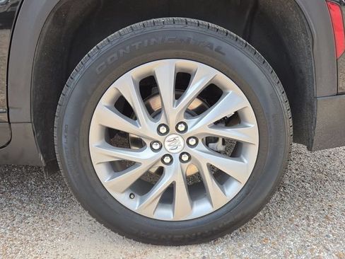 Certified 2025 Buick Enclave Preferred FWD image 34