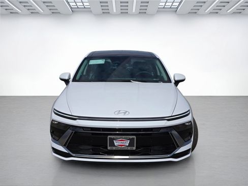 New 2026 Hyundai Sonata SEL FWD image 2