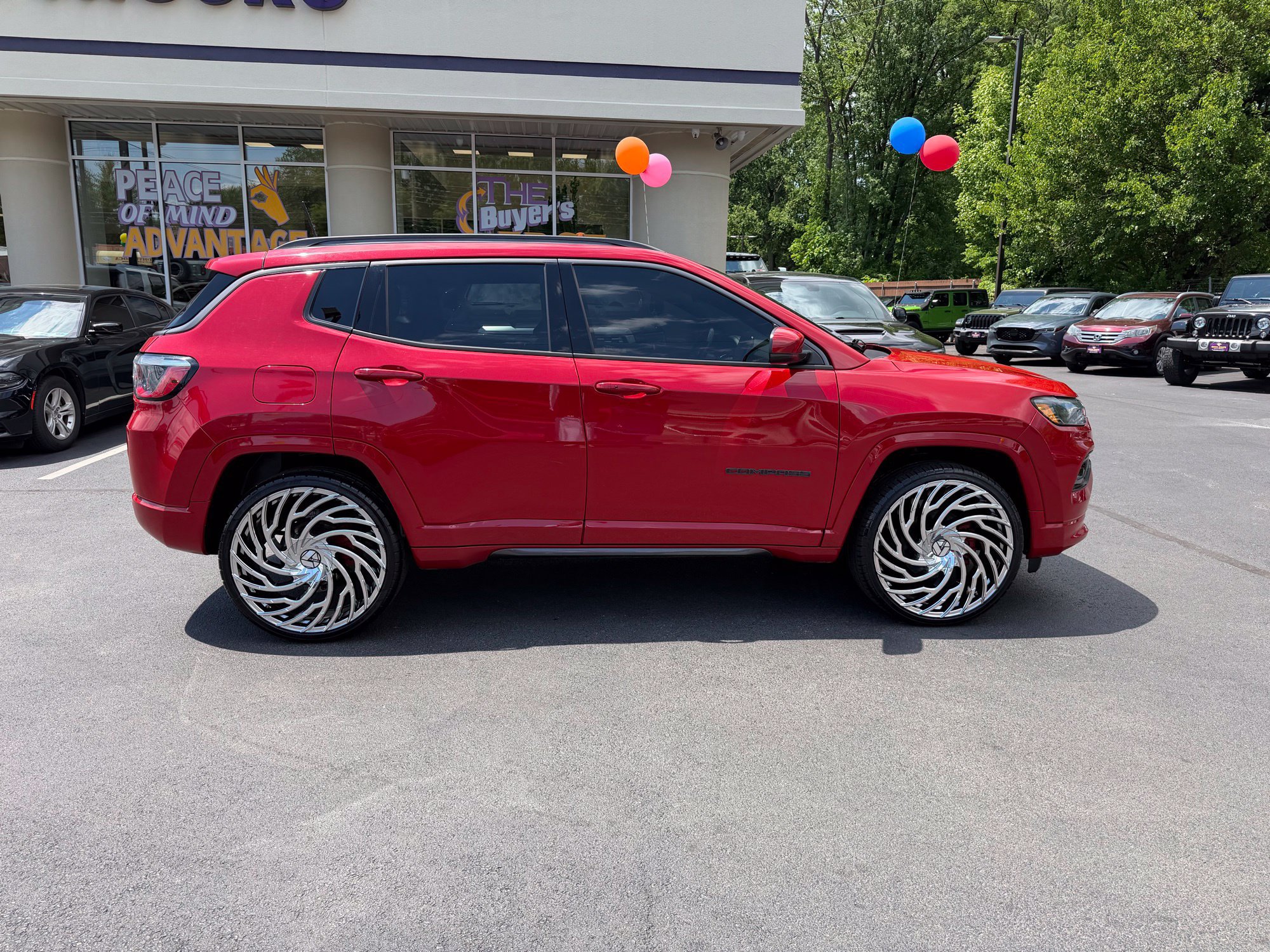 Used 2022 Jeep Compass Limited AWD/4WD image 7