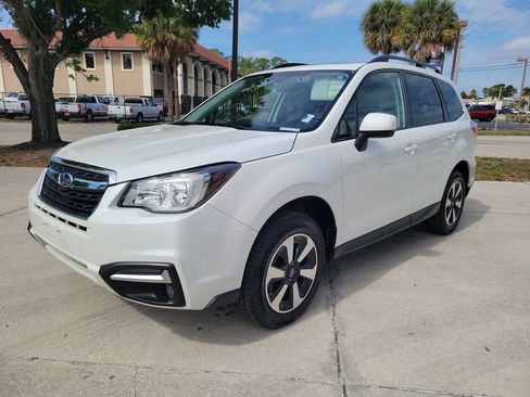 Used 2017 Subaru Forester 2.5i Premium image 9