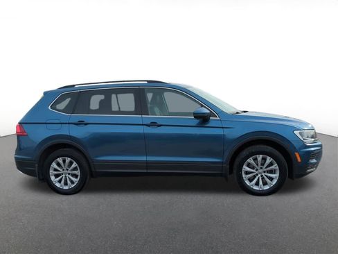 Used 2019 Volkswagen Tiguan SE w/ Panoramic Sunroof Package image 7