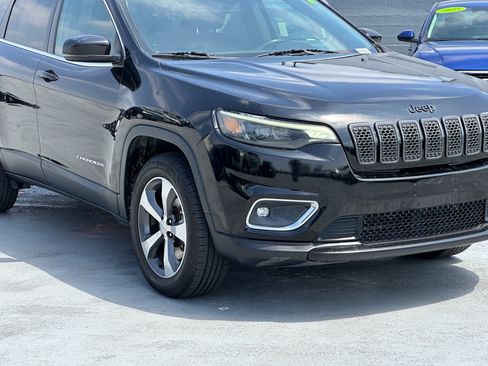 Used 2019 Jeep Cherokee Limited AWD/4WD image 11