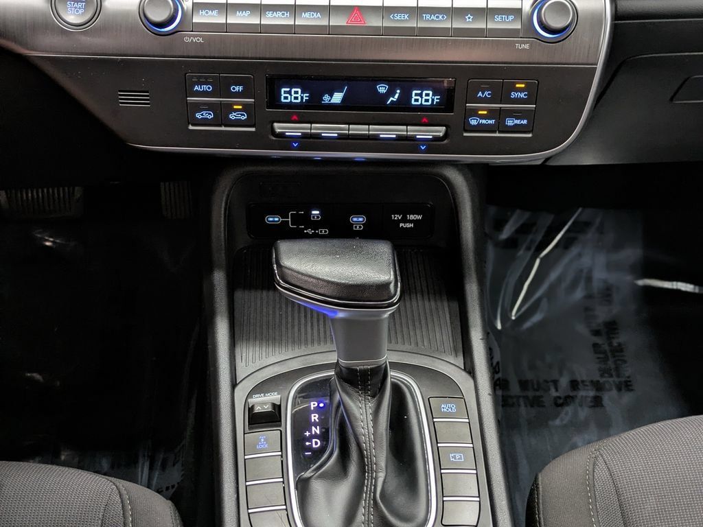 Used 2024 Hyundai Kona SEL AWD/4WD image 20
