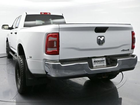 Used 2020 RAM 3500 Tradesman w/ Chrome Appearance Group image 6