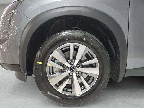 New 2026 Nissan Pathfinder SL image 23